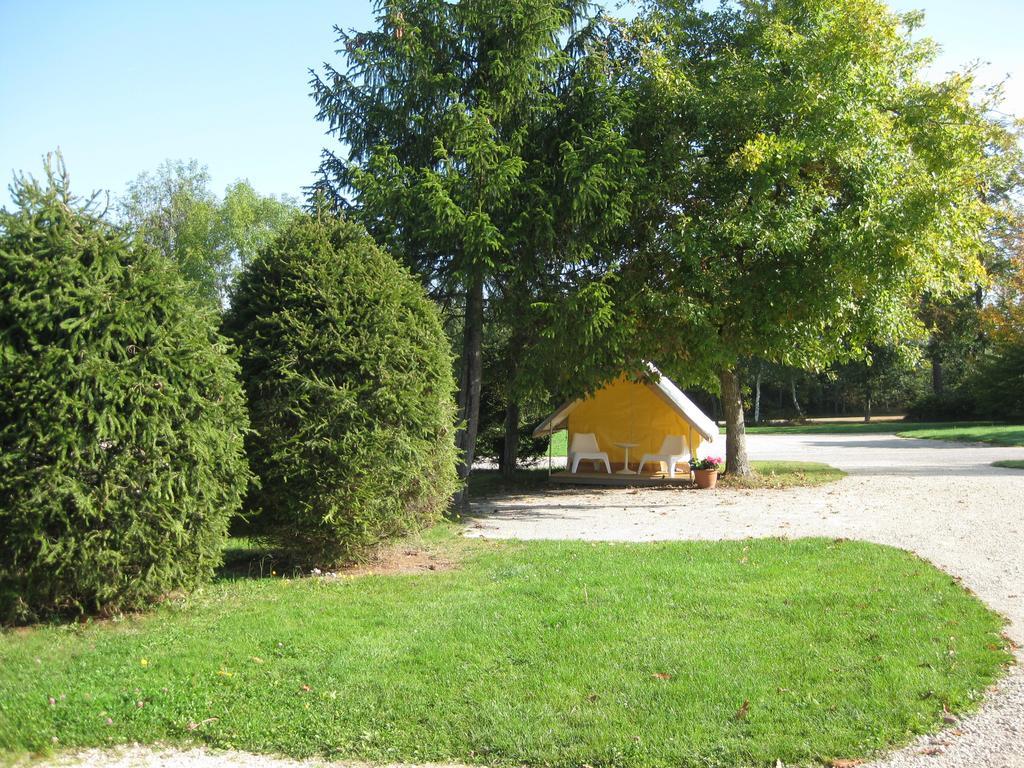 Camping Porte Des Vosges Bulgneville Bilik gambar